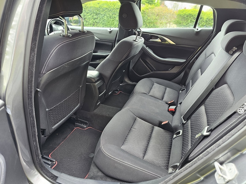 Infiniti T SE Hatchback 1.6 Manual Petrol