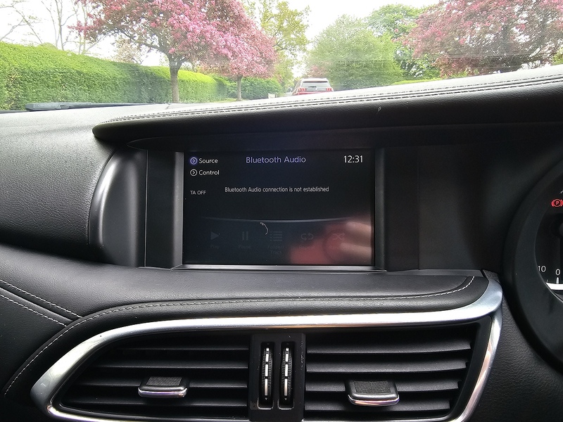 Infiniti T SE Hatchback 1.6 Manual Petrol