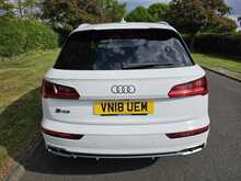 Audi SQ5 TFSI V6 
