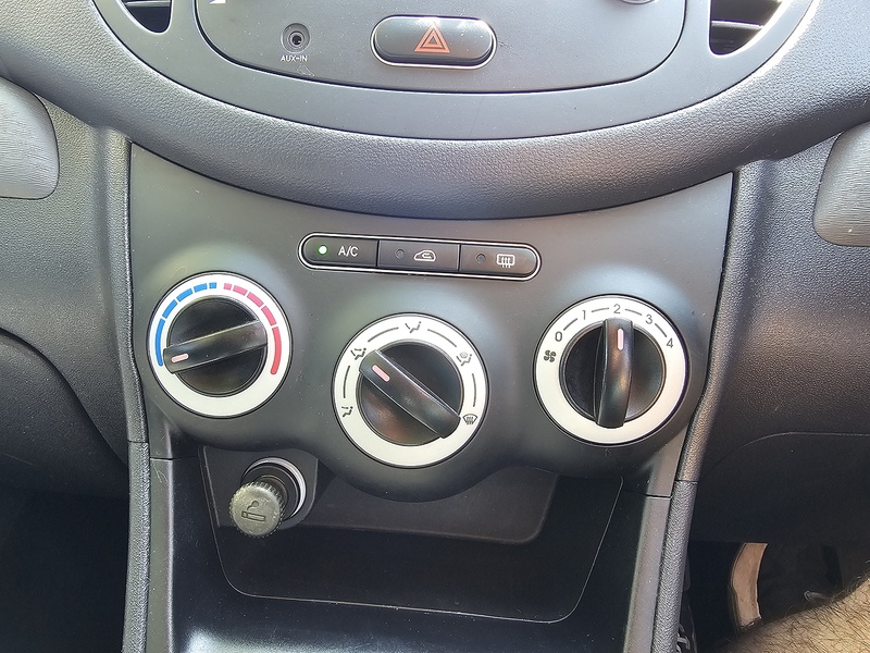 Hyundai Classic Hatchback 1.2 Manual Petrol