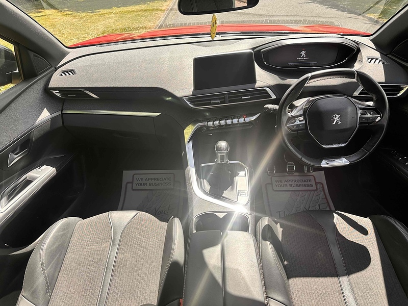 Peugeot PureTech GT Line SUV 1.2 Manual Petrol