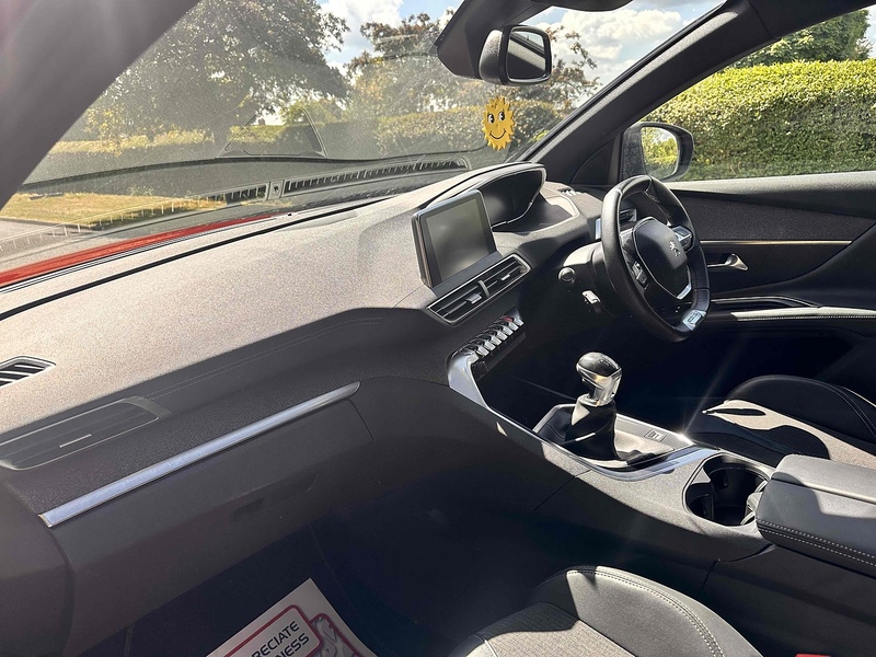 Peugeot PureTech GT Line SUV 1.2 Manual Petrol