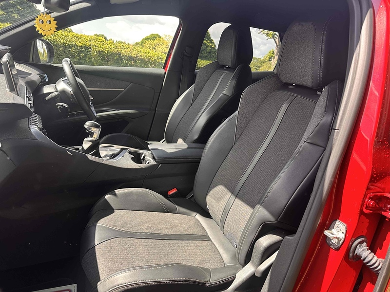 Peugeot PureTech GT Line SUV 1.2 Manual Petrol