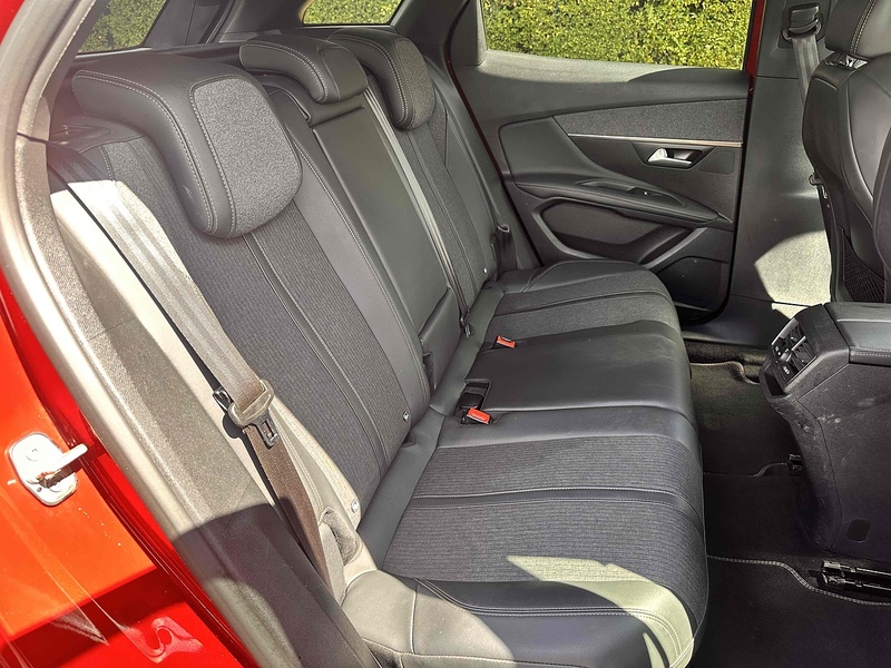 Peugeot PureTech GT Line SUV 1.2 Manual Petrol