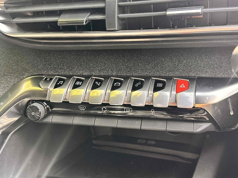 Peugeot PureTech GT Line SUV 1.2 Manual Petrol