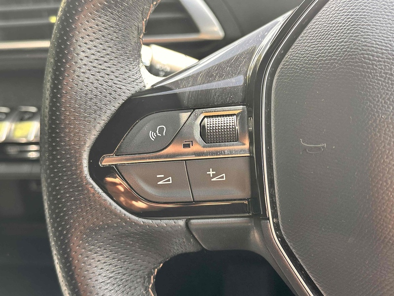 Peugeot PureTech GT Line SUV 1.2 Manual Petrol