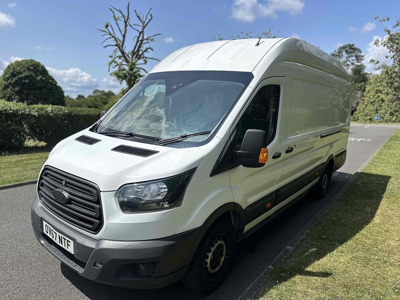 Ford 350 EcoBlue Panel Van 2.0 Manual Diesel