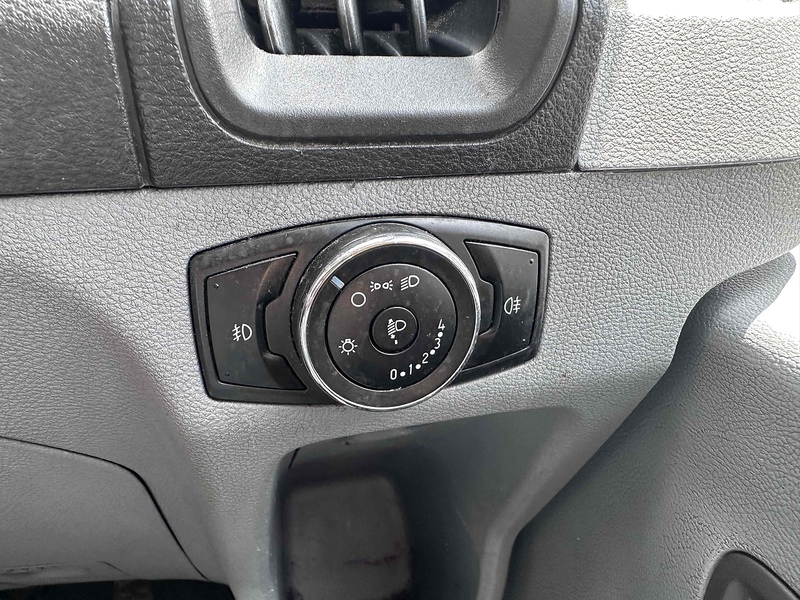 Ford 350 EcoBlue Panel Van 2.0 Manual Diesel