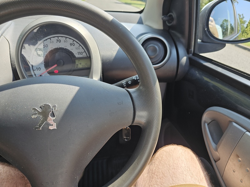 Peugeot Urban Hatchback 1.0 Manual Petrol