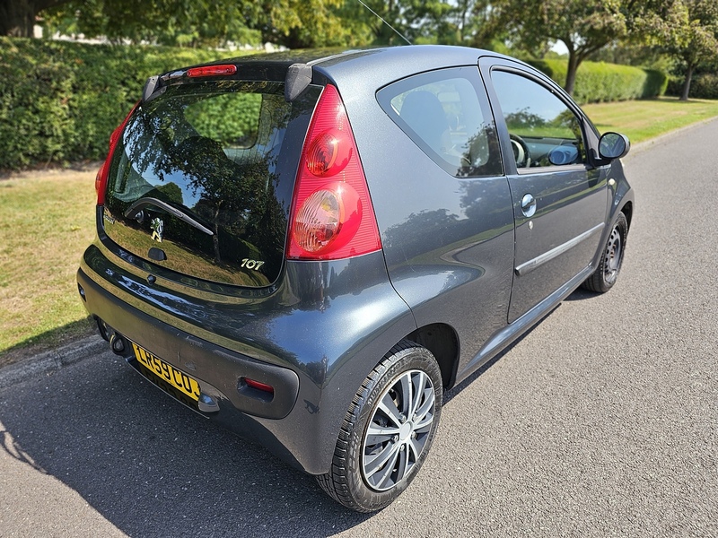 Peugeot Urban Hatchback 1.0 Manual Petrol
