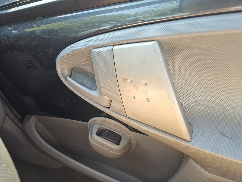 Peugeot Urban Hatchback 1.0 Manual Petrol