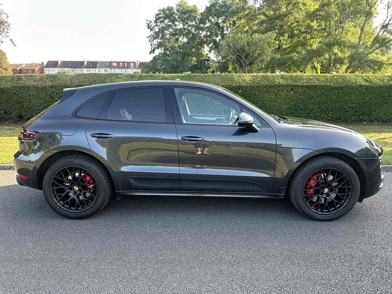 Porsche T V6 GTS SUV 3.0 Automatic Petrol