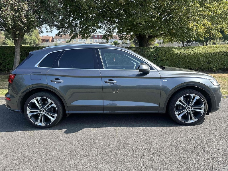 Audi TFSIe Vorsprung Competition SUV 2.0 Automatic Petrol Plug-in Hybrid