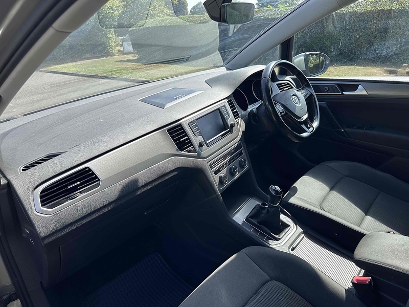 Volkswagen TDI BlueMotion Tech SE MPV 1.6 Manual Diesel