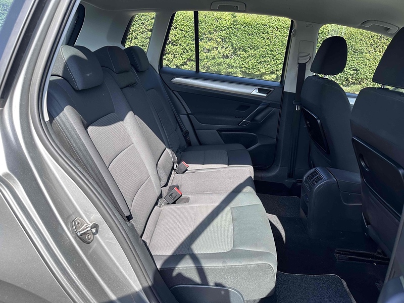 Volkswagen TDI BlueMotion Tech SE MPV 1.6 Manual Diesel