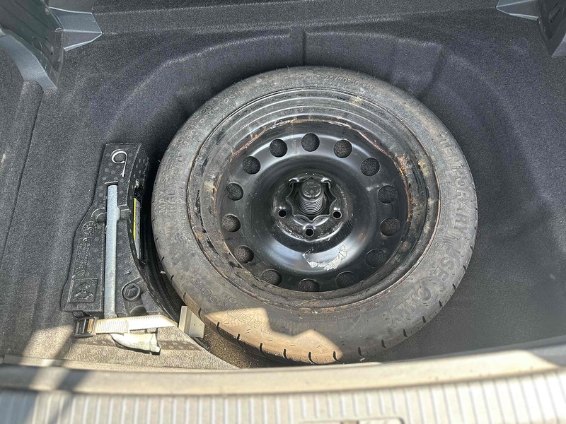 Volkswagen TDI BlueMotion Tech SE MPV 1.6 Manual Diesel