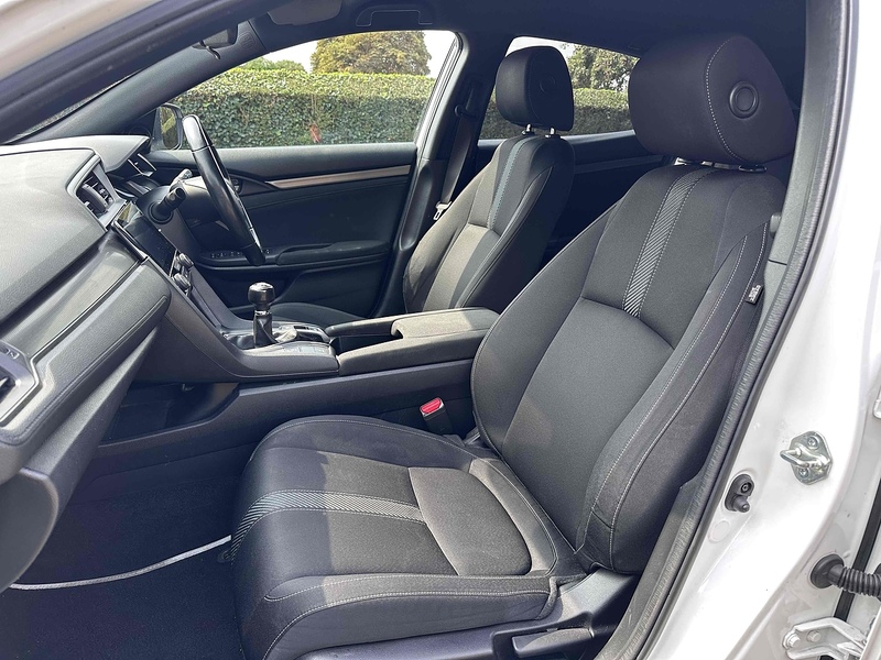 Honda VTEC Turbo SR Hatchback 1.0 Manual Petrol