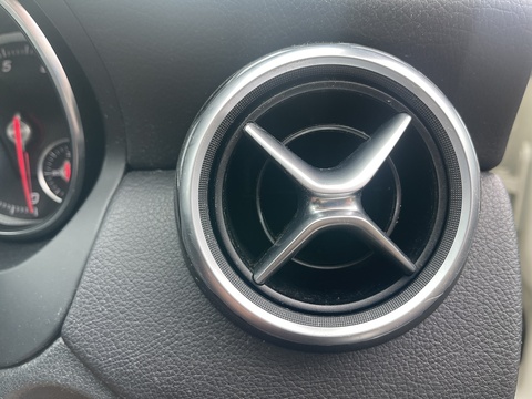 1.6 GLA200 SE (Executive) SUV 5dr Petrol Manual Euro 6 (s/s) (156 ps)