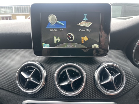 1.6 GLA200 SE (Executive) SUV 5dr Petrol Manual Euro 6 (s/s) (156 ps)