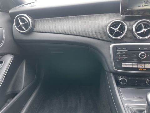 1.6 GLA200 SE (Executive) SUV 5dr Petrol Manual Euro 6 (s/s) (156 ps)