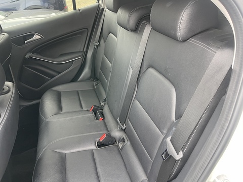 1.6 GLA200 SE (Executive) SUV 5dr Petrol Manual Euro 6 (s/s) (156 ps)