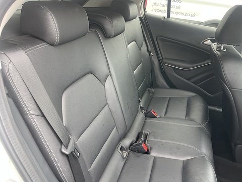 1.6 GLA200 SE (Executive) SUV 5dr Petrol Manual Euro 6 (s/s) (156 ps)