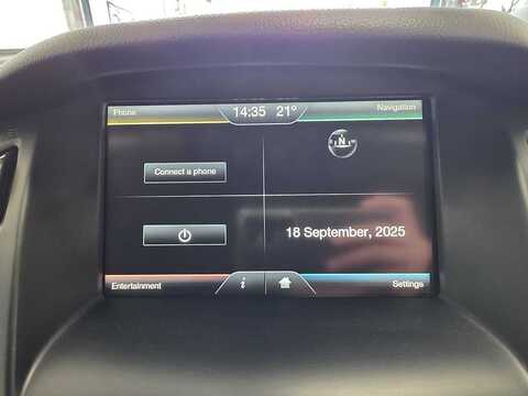 1.5 TDCi Zetec Hatchback 5dr Diesel Manual Euro 6 (s/s) (120 ps)