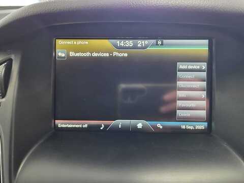 1.5 TDCi Zetec Hatchback 5dr Diesel Manual Euro 6 (s/s) (120 ps)