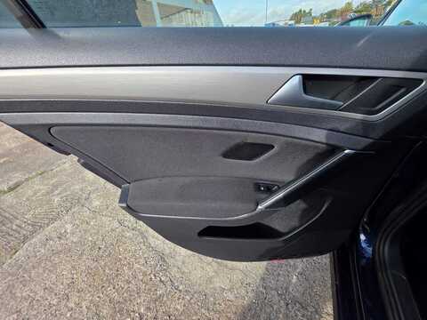 1.4 TSI BlueMotion Tech Match Hatchback 5dr Petrol Manual Euro 5 (s/s) (122 ps)