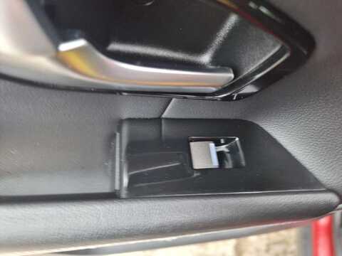 2.0 TD4 SE Tech SUV 5dr Diesel Manual 4WD Euro 6 (s/s) (180 ps)