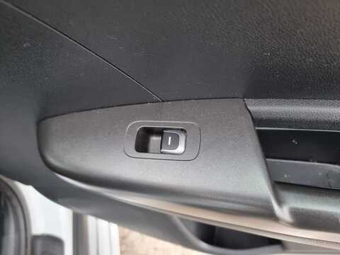 1.6 GDi 1 SUV 5dr Petrol Manual Euro 6 (130 bhp)