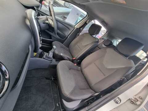 1.5 dCi Dynamique Nav Hatchback 5dr Diesel Manual Euro 6 (s/s) (90 ps)