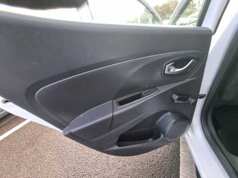 1.5 dCi Dynamique Nav Hatchback 5dr Diesel Manual Euro 6 (s/s) (90 ps)