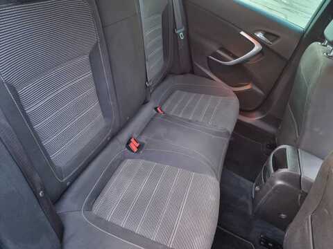 1.6 CDTi SRi VX Line Nav Hatchback 5dr Diesel Manual Euro 6 (s/s) (136 ps)