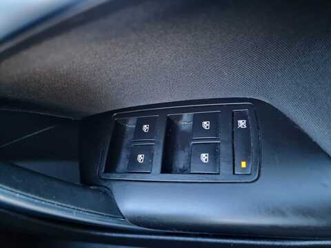 1.6 CDTi SRi VX Line Nav Hatchback 5dr Diesel Manual Euro 6 (s/s) (136 ps)