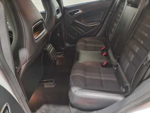 2.1 CLA200d Sport Coupe 4dr Diesel 7G-DCT Euro 6 (s/s) (136 ps)