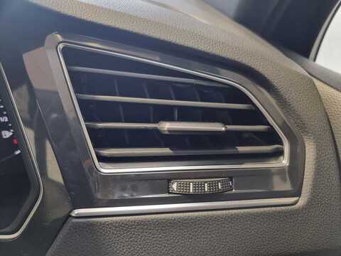 2.0 TDI R-Line Edition SUV 5dr Diesel DSG Euro 6 (s/s) (150 ps)