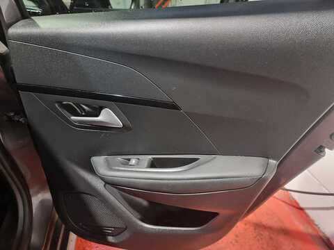 1.2 PureTech Allure Hatchback 5dr Petrol Manual Euro 6 (s/s) (100 ps)