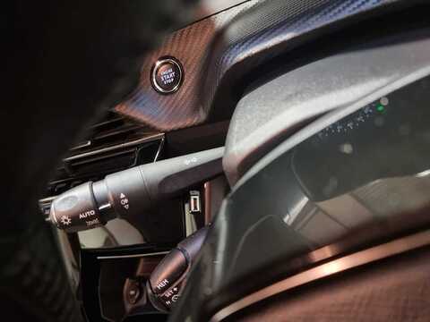 1.2 PureTech Allure Hatchback 5dr Petrol Manual Euro 6 (s/s) (100 ps)