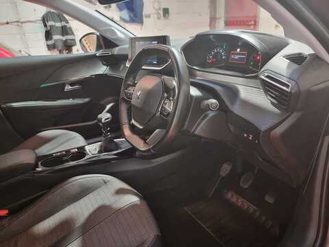 1.2 PureTech Allure Hatchback 5dr Petrol Manual Euro 6 (s/s) (100 ps)