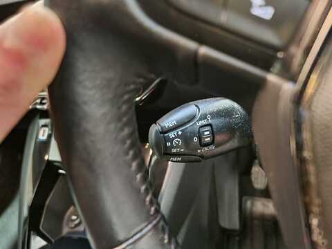 1.2 PureTech Allure Hatchback 5dr Petrol Manual Euro 6 (s/s) (100 ps)