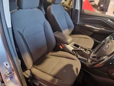 2.0 TDCi EcoBlue Zetec SUV 5dr Diesel Powershift AWD Euro 6 (s/s) (150 ps)