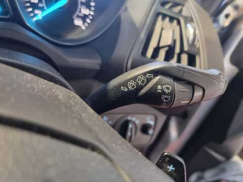 2.0 TDCi EcoBlue Zetec SUV 5dr Diesel Powershift AWD Euro 6 (s/s) (150 ps)