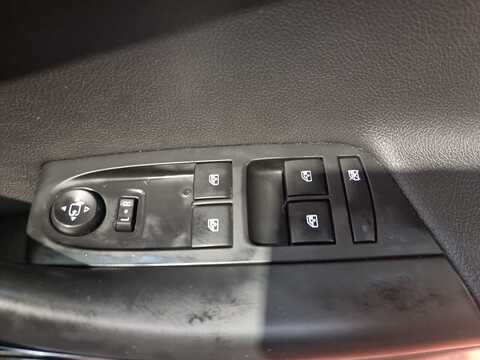 1.4i Turbo Elite Nav Hatchback 5dr Petrol Manual Euro 6 (150 ps)