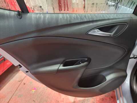 1.4i Turbo Elite Nav Hatchback 5dr Petrol Manual Euro 6 (150 ps)