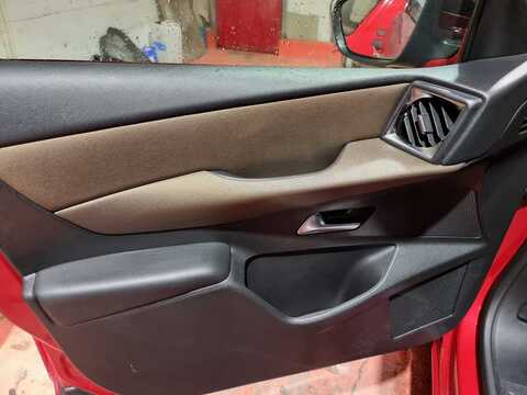 1.2 PureTech Prestige Crossback 5dr Petrol EAT8 Euro 6 (s/s) (130 ps)