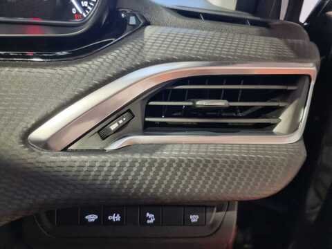 1.2 PureTech GPF GT Line SUV 5dr Petrol Manual Euro 6 (s/s) (130 ps)