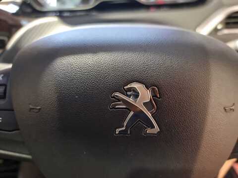 1.2 PureTech GPF GT Line SUV 5dr Petrol Manual Euro 6 (s/s) (130 ps)