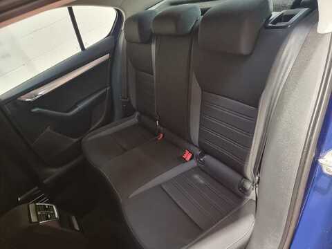 1.0 TSI SE Technology Hatchback 5dr Petrol Manual Euro 6 (s/s) (115 ps)