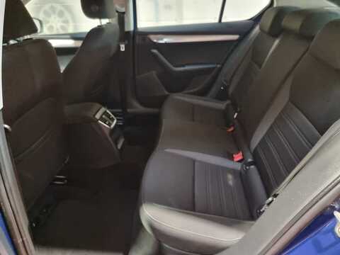 1.0 TSI SE Technology Hatchback 5dr Petrol Manual Euro 6 (s/s) (115 ps)